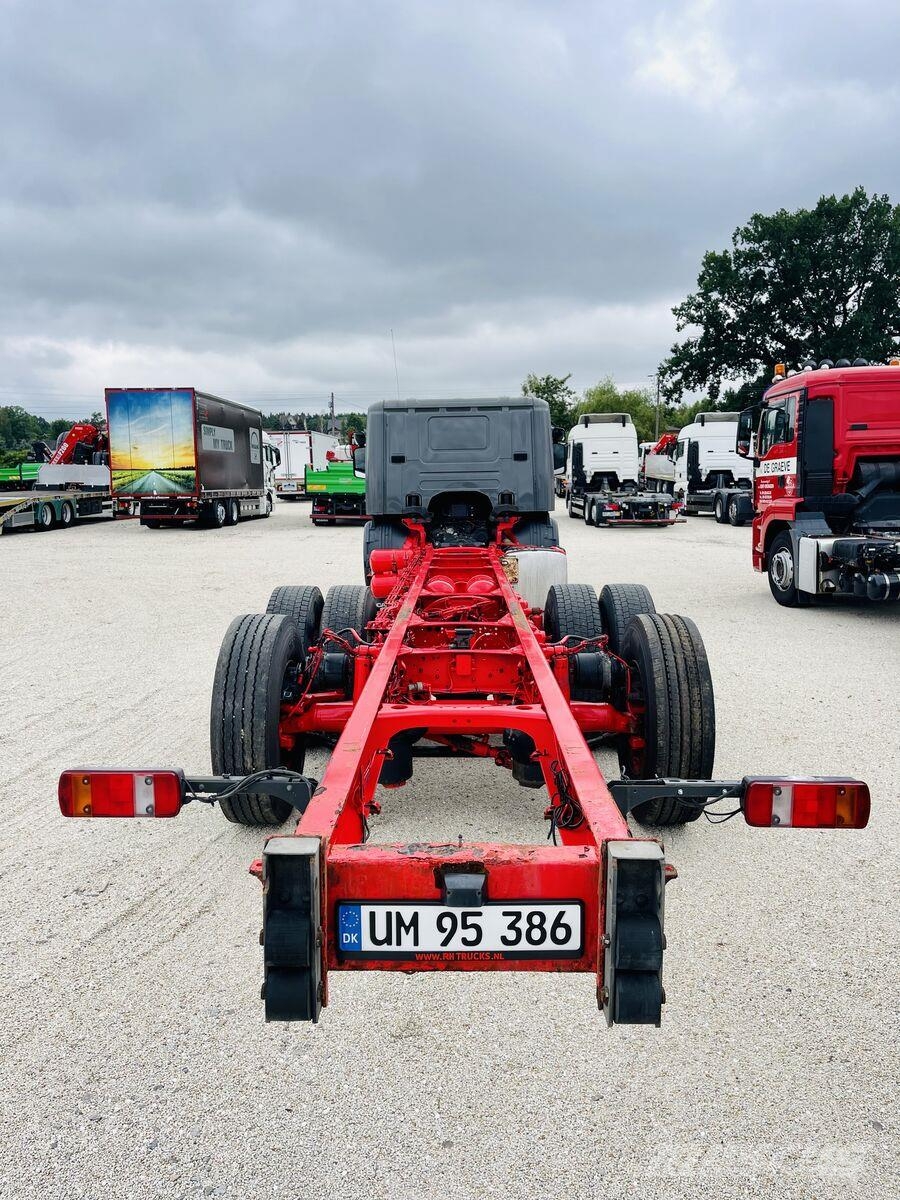 Scania P R270 Chasis y suspención