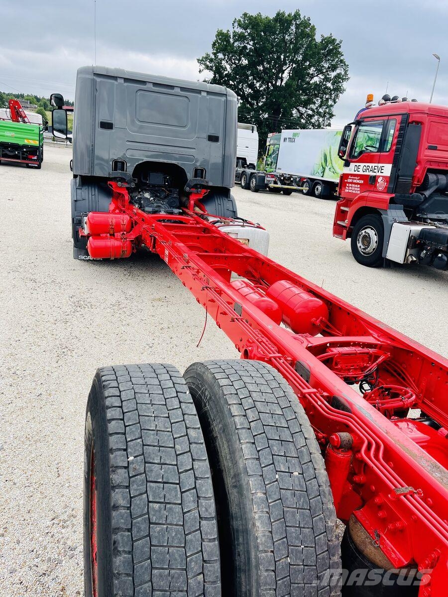 Scania P R270 Chasis y suspención