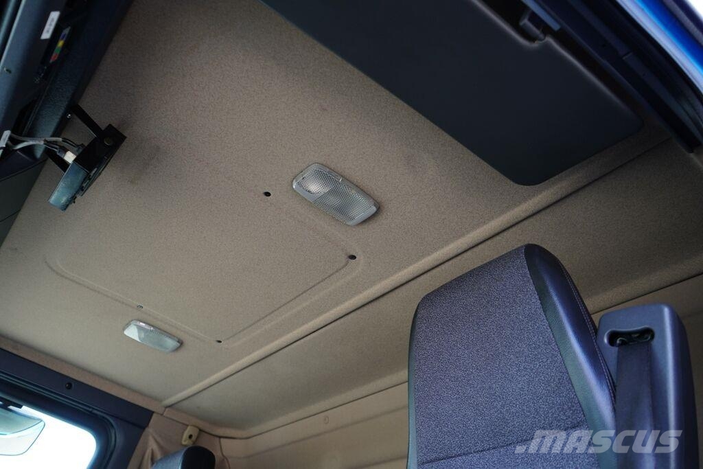 Scania R 380 / E 5 / CHŁODNIA + WINDA / 23 PALET / OŚ SKR Camiones con temperatura controlada