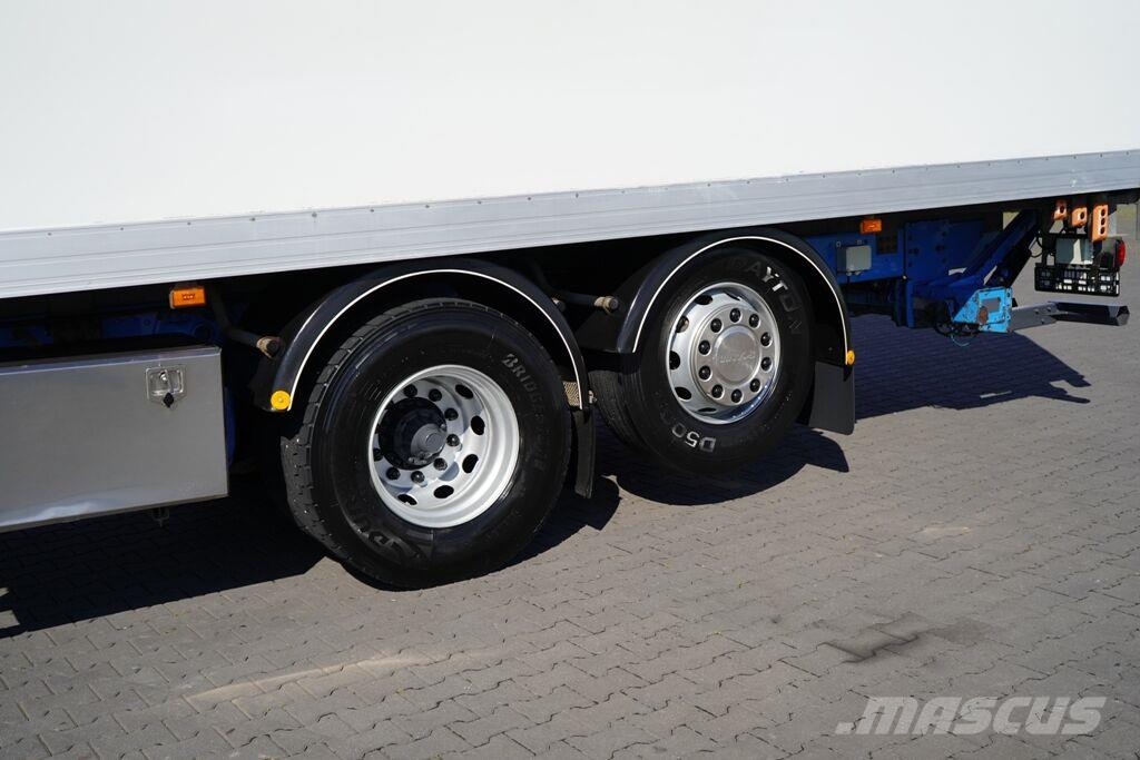 Scania R 380 / E 5 / CHŁODNIA + WINDA / 23 PALET / OŚ SKR Camiones con temperatura controlada
