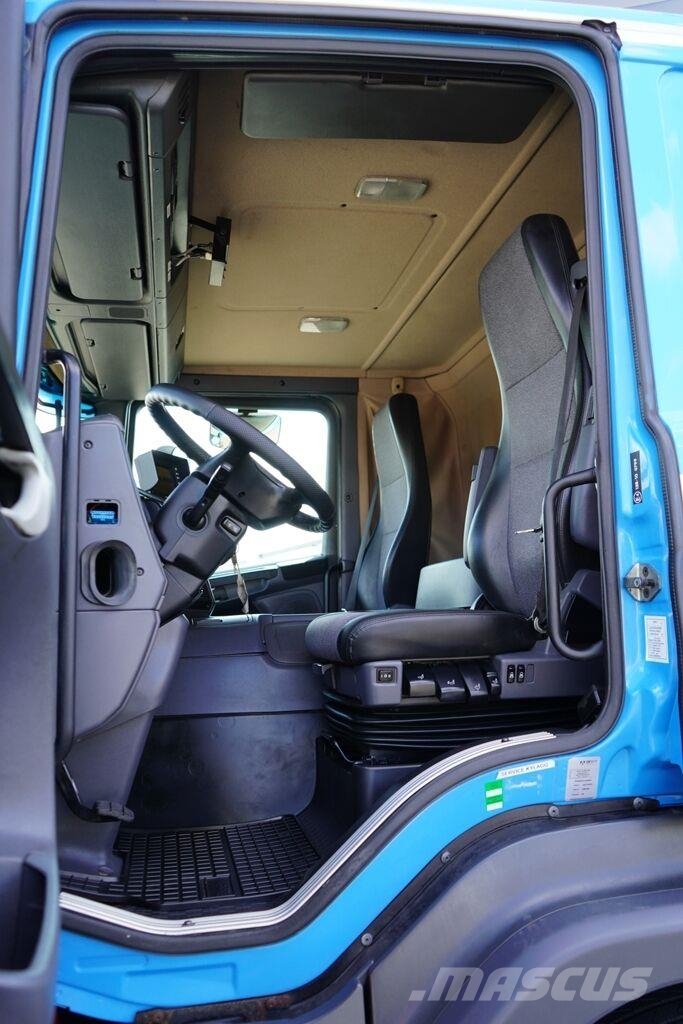 Scania R 380 / E 5 / CHŁODNIA + WINDA / 23 PALET / OŚ SKR Camiones con temperatura controlada