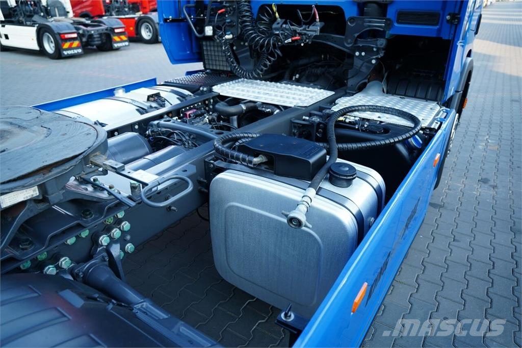 Scania R 450 وحدات الجر