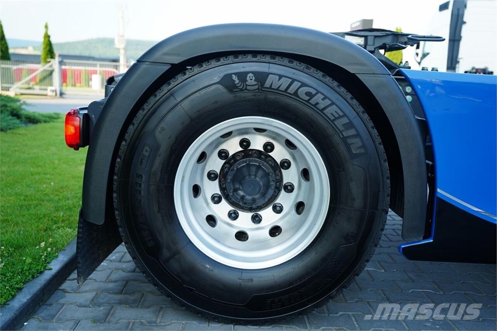 Scania R 450 وحدات الجر