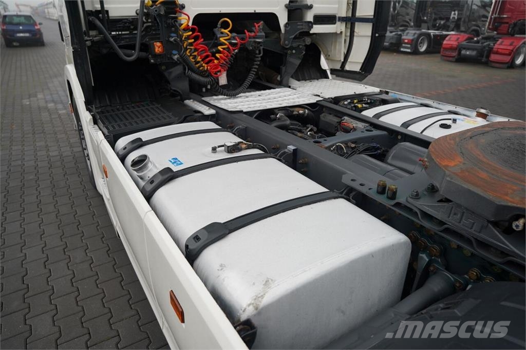 Scania R 450 / RETARDER / ZBIORNIKI: 1 200 L / EURO 6 Truck Tractor Units