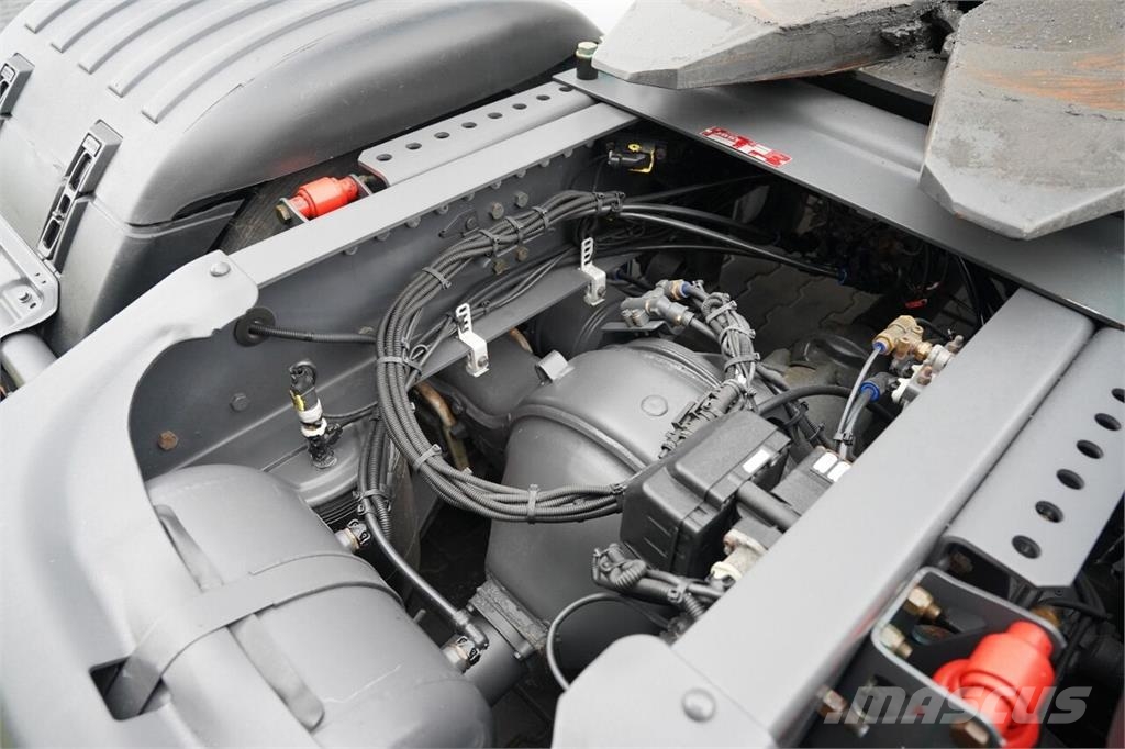 Scania R 450 / RETARDER / ZBIORNIKI: 1 200 L / EURO 6 Truck Tractor Units