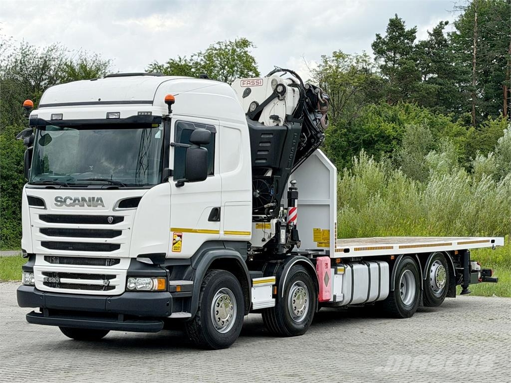 Scania R 580 * PLATFORM 8,40m * FASSI F660 + FUNK * 8x4 平板式/側卸式卡車