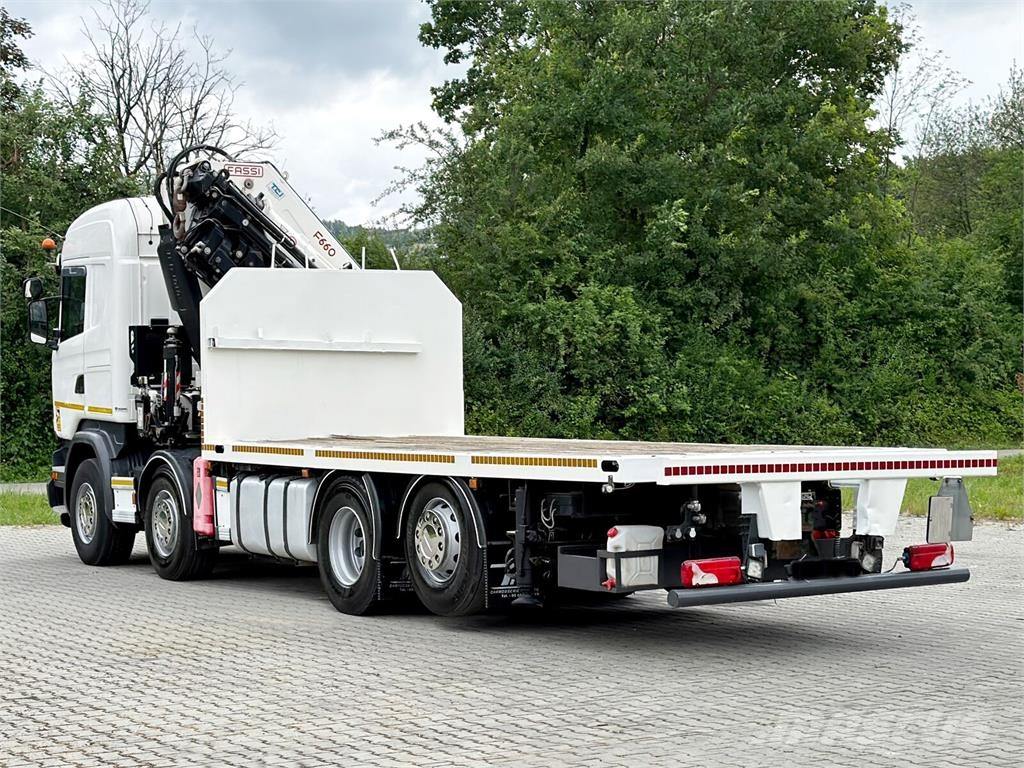 Scania R 580 * PLATFORM 8,40m * FASSI F660 + FUNK * 8x4 平板式/側卸式卡車