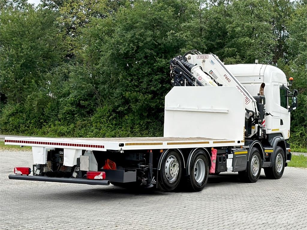 Scania R 580 * PLATFORM 8,40m * FASSI F660 + FUNK * 8x4 平板式/側卸式卡車