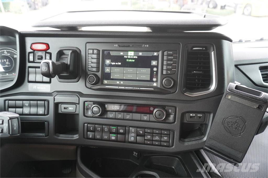 Scania R450 6x2 / Chłodnia hakowa 5-rzędowa / Thermoking  شاحنات بدرجة حرارة قابلة للضبط