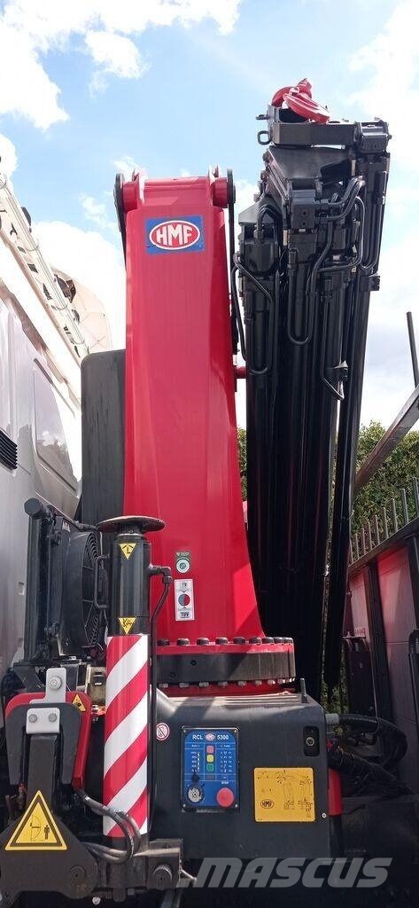Scania R580 V8 8x4 Flatbed Truck / HMF 3220 K7 Crane 平板式/側卸式卡車