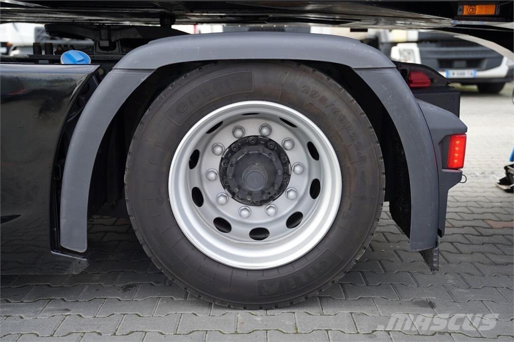 Scania S 560 / + KRONE FIRANKA / ZESTAW MEGA / LOWDECK /  Sattelzugmaschinen