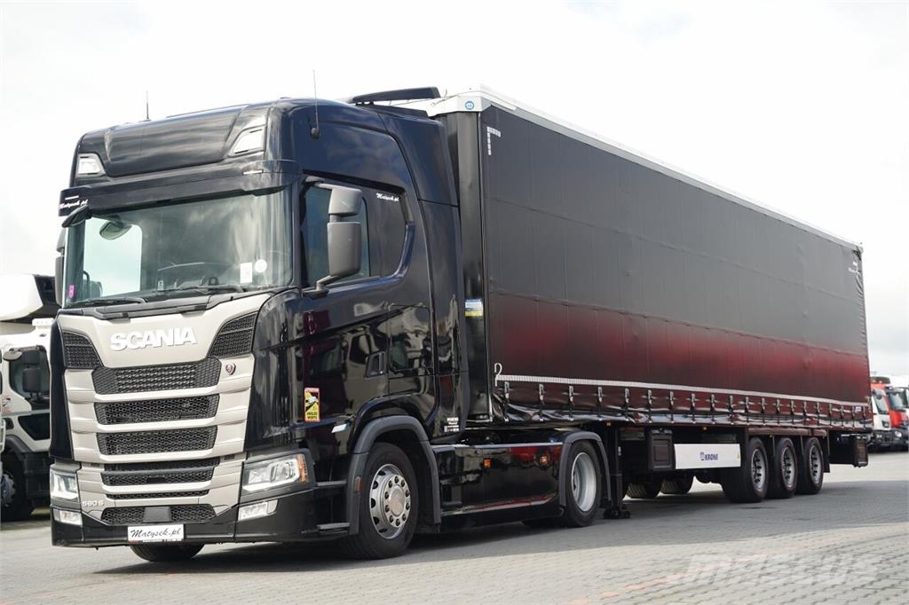 Scania S 560 / + KRONE FIRANKA / ZESTAW MEGA / LOWDECK /  Sattelzugmaschinen