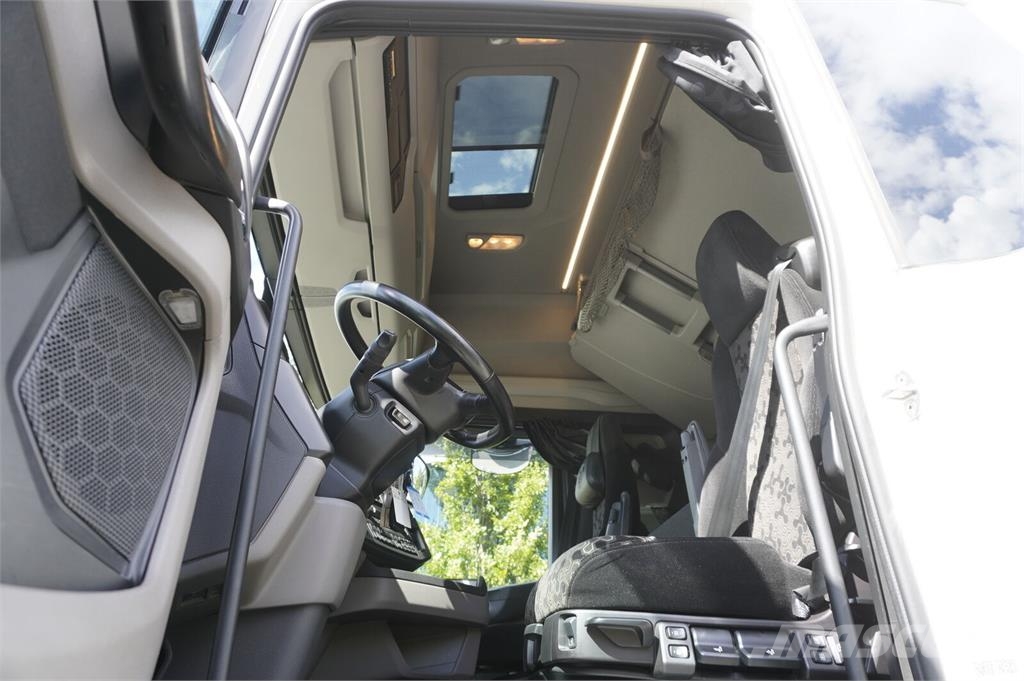 Scania S500 6x2 / BDF / 2023 Chasis y suspención