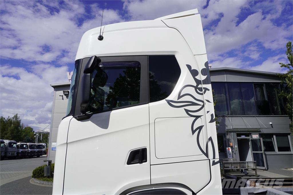 Scania S500 6x2 / BDF / 2023 Chasis y suspención