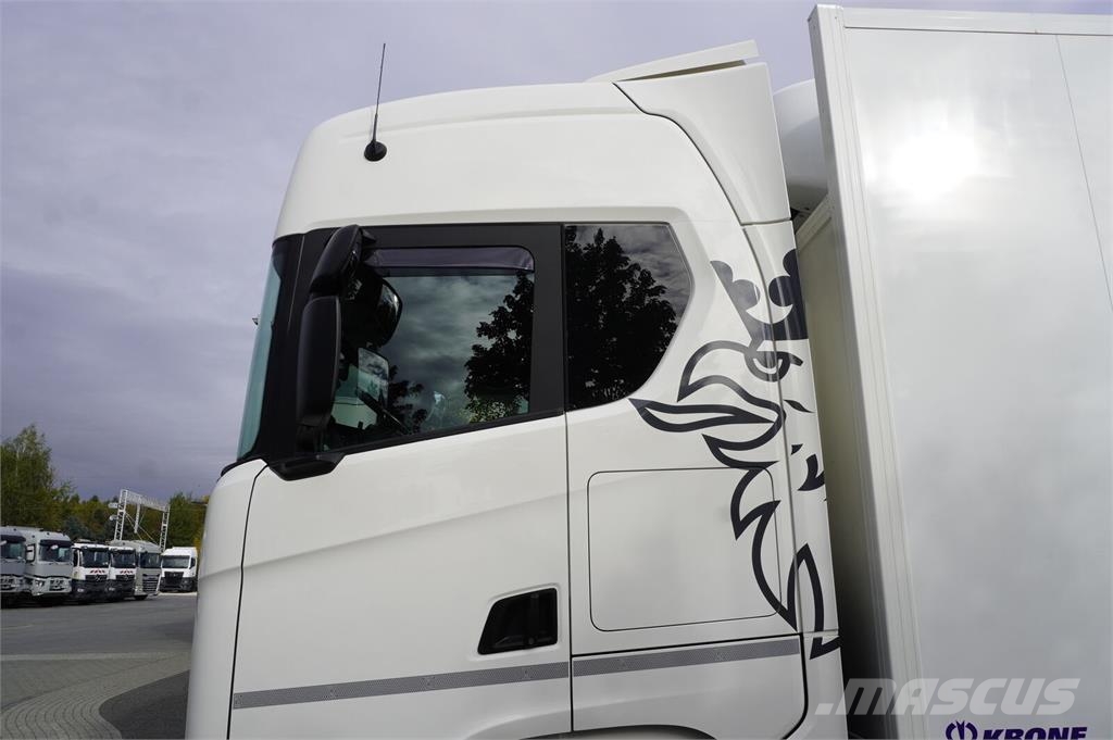 Scania S500 6×2 / 19 EPAL KRONE refrigerator / Carrier Su Camion a temperatura controllata