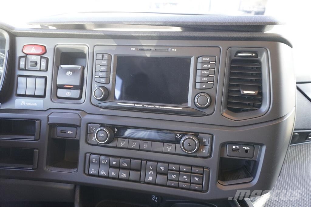 Scania S500 6×2 / 19 EPAL KRONE refrigerator / Carrier Su Camion a temperatura controllata