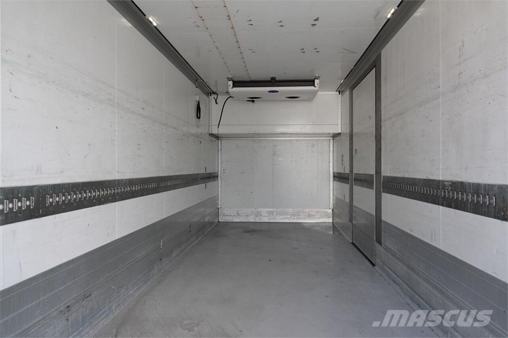 Schmitz Cargobull  Gesloten opbouw trailers