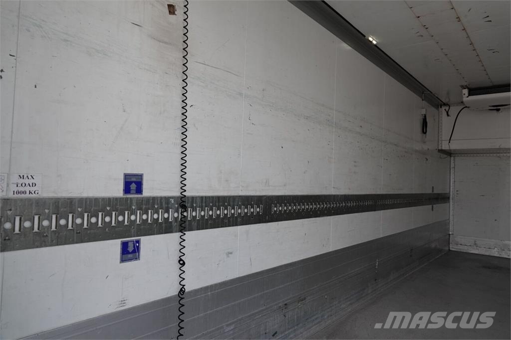 Schmitz Cargobull  Gesloten opbouw trailers