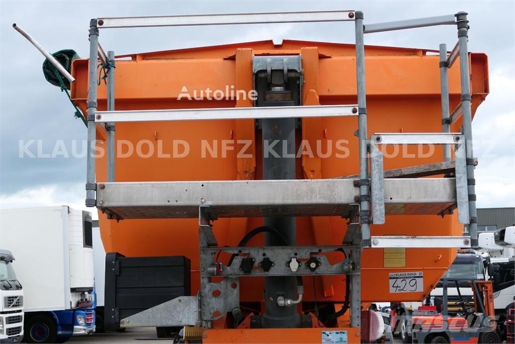 Schmitz Cargobull Gotha SKI Tipping Semi-Trailer / SAF Axles Semirremolques de volteo