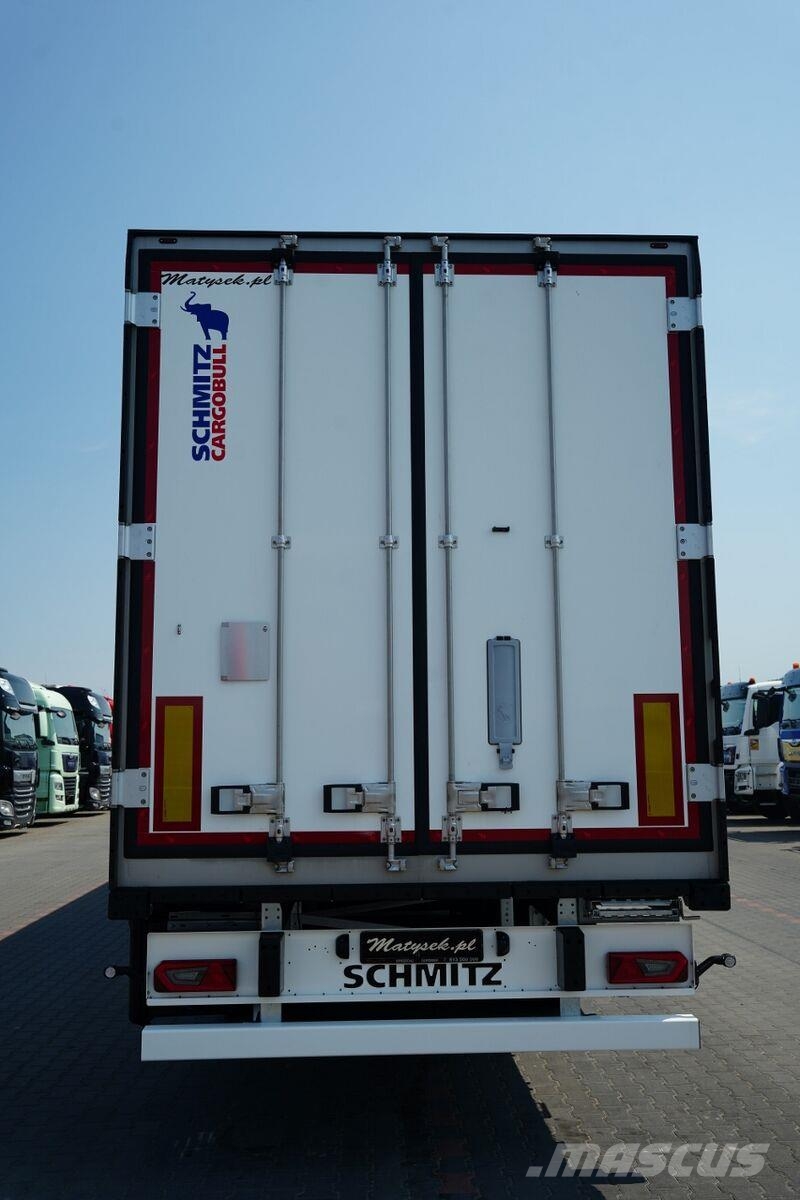 Schmitz Cargobull / CHŁODNIA / VECTOR 1550 / PALECIARA / OŚ PODNOSZO Semirremolques isotermos/frigoríficos