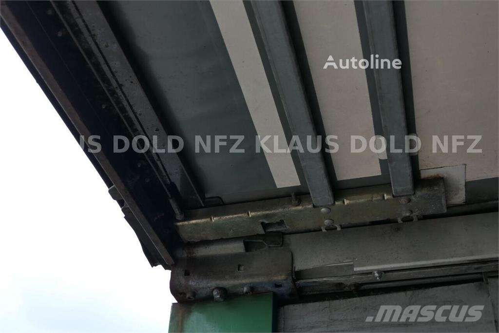 Schmitz Cargobull S01 Curtainsider Semi-Trailer / 92 m³ / Lift Axle Semirremolques con caja de lona
