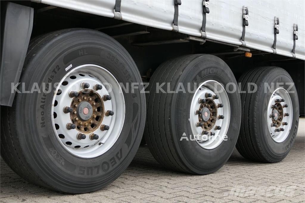 Schmitz Cargobull S01 Curtainsider Semi-Trailer / 92 m³ / Lift Axle Semirremolques con caja de lona