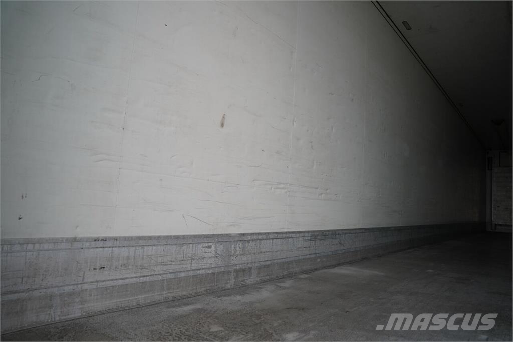 Schmitz Cargobull CHŁODNIA / CARRIER MAXIMA 1 300 / OŚ PODNOSZONA /  نصف مقطورات بدرجة حرارة قابلة للضبط