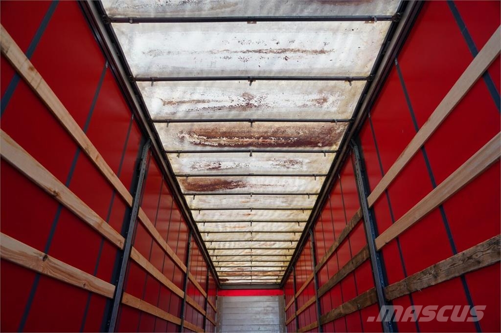 Schmitz Cargobull FIRANKA / STANDARD / OSIE SCHMITZ Pressukapellipuoliperävaunut