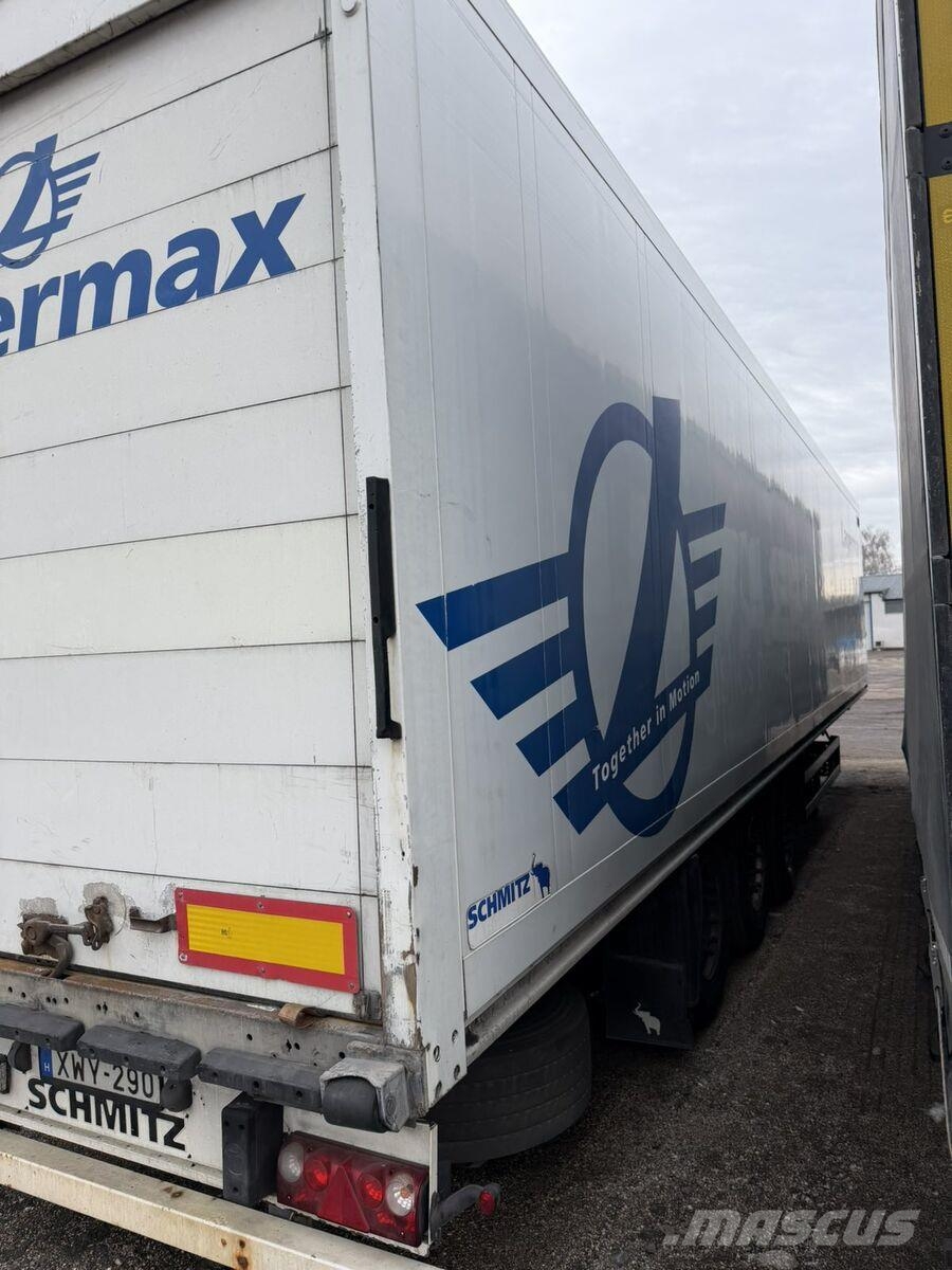 Schmitz Cargobull SKO 24/L /Koffer roller door semi-trailer Semirremolques de carrocería de cajas