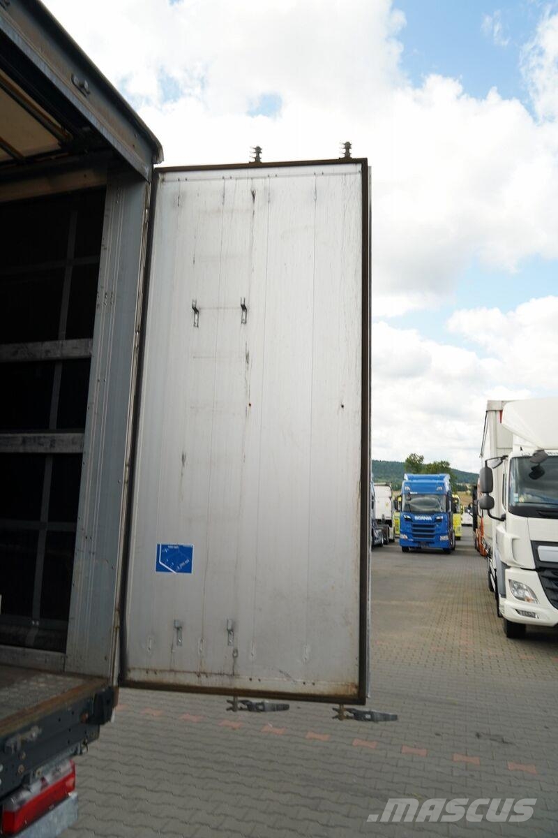 Schwarzmüller  Semirremolques de caja de lona