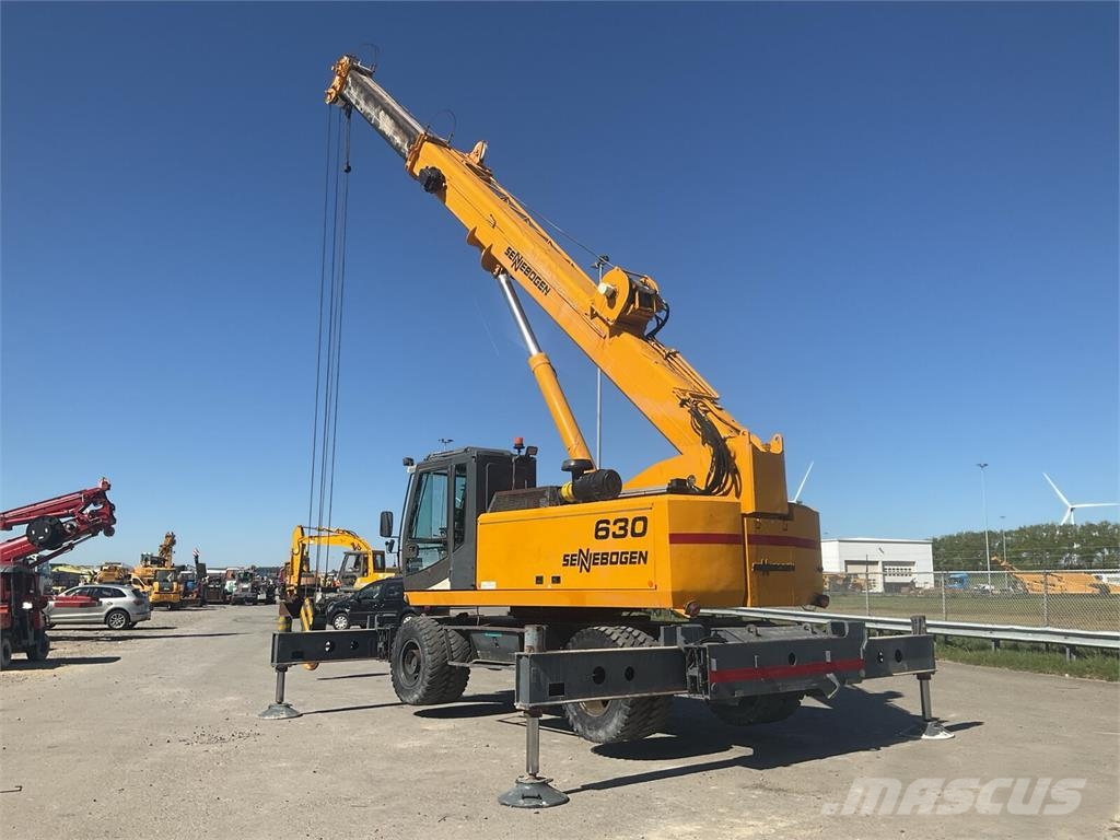 Sennebogen 630 rough terrain crane / 2000 MTH / Range 30 m /  Grúas de oruga
