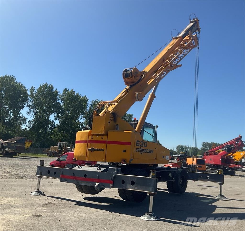 Sennebogen 630 rough terrain crane / Range 30 m / Lifting cap Верижни кранове
