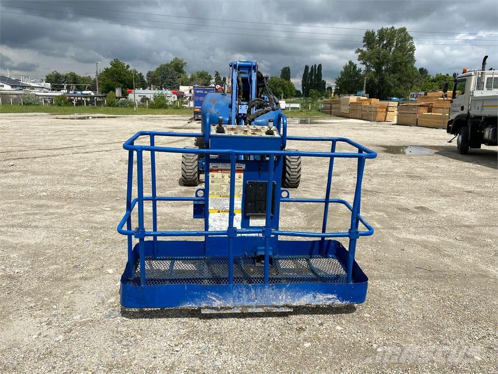 SkyJack SJ40T 4x4 Diesel - 14m رافعات سلة تلسكوبية