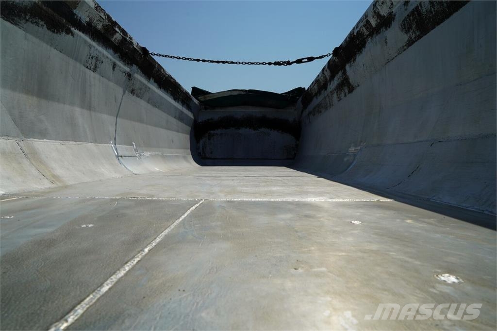 Stas  Semirremolques bañera