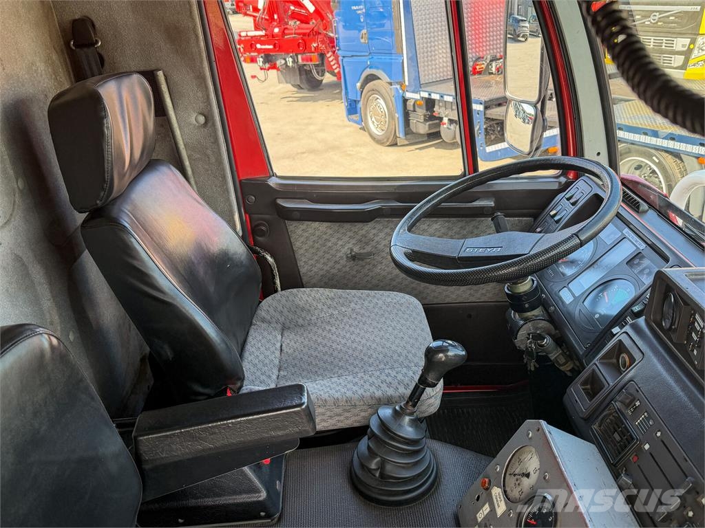 Steyr 10S23 4×4 Fire Engine – Refurbished and Upgraded Двигатели