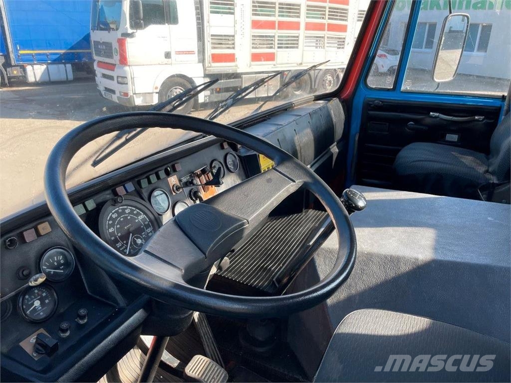 Tatra 815 6x6 Vízszállító Tartálykocsi Automobilinės cisternos