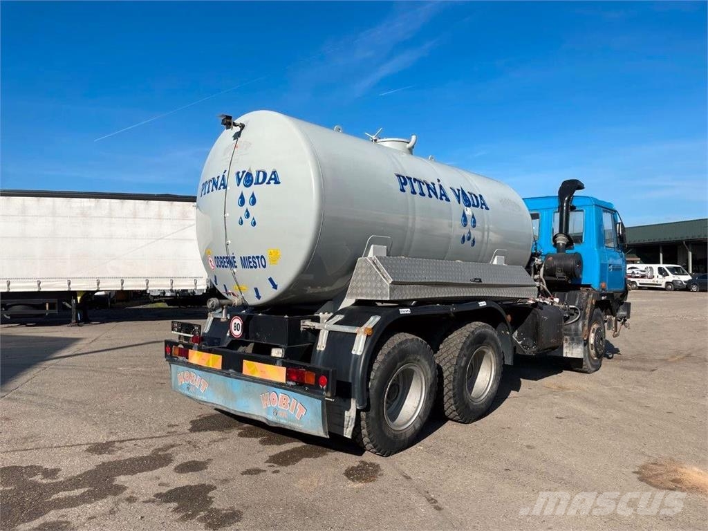Tatra 815 6x6 Vízszállító Tartálykocsi Automobilinės cisternos