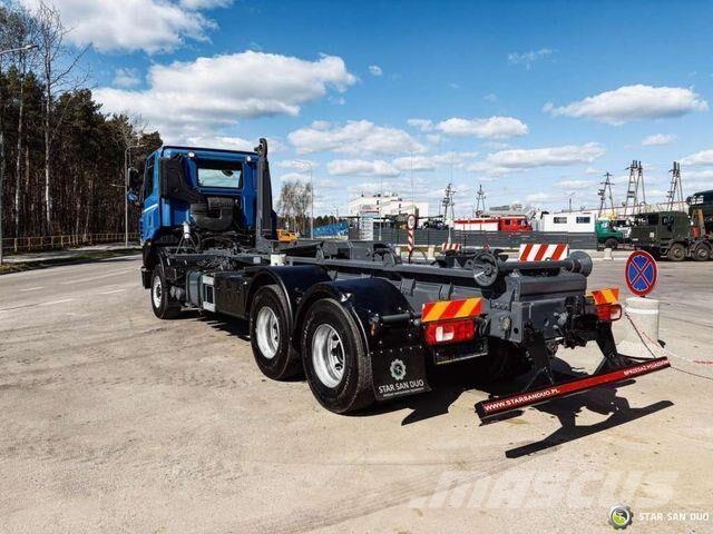 Tatra T158 PHOENIX 6x6 Euro 6 Ramy i zawieszenie