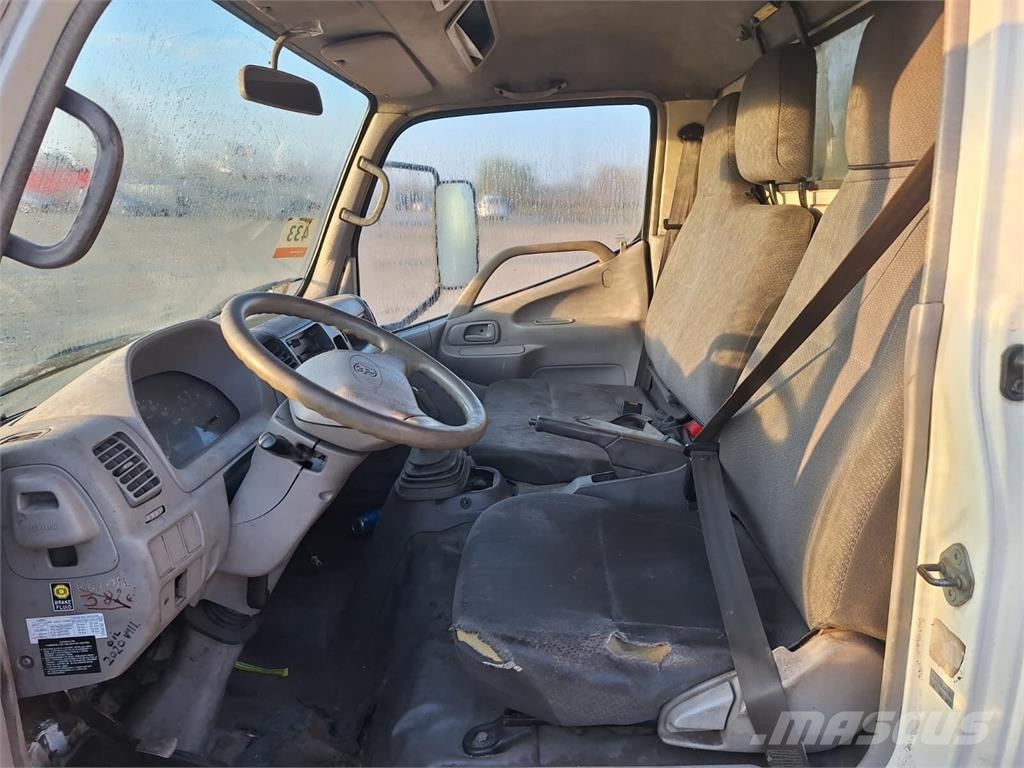 Toyota Dyna 150 3,0 D - Koffer 其他货车