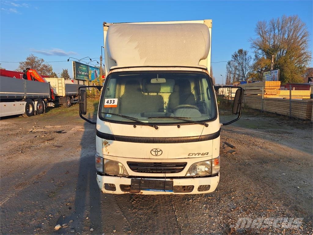 Toyota Dyna 150 3,0 D - Koffer 其他货车