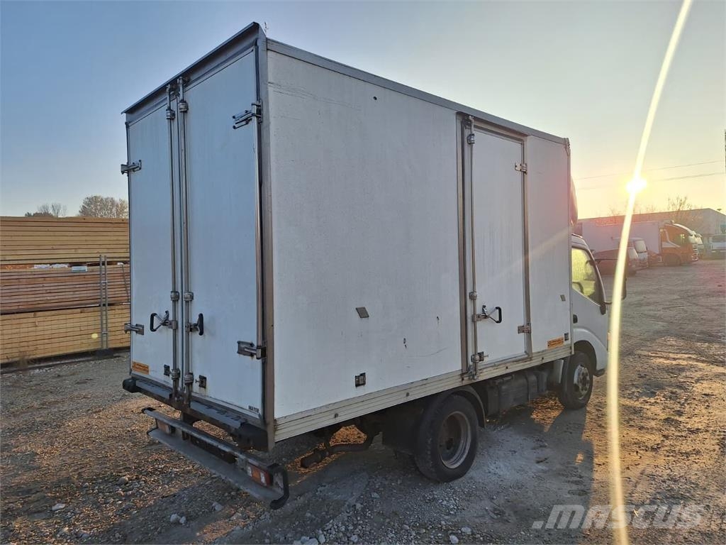 Toyota Dyna 150 3,0 D - Koffer 其他货车
