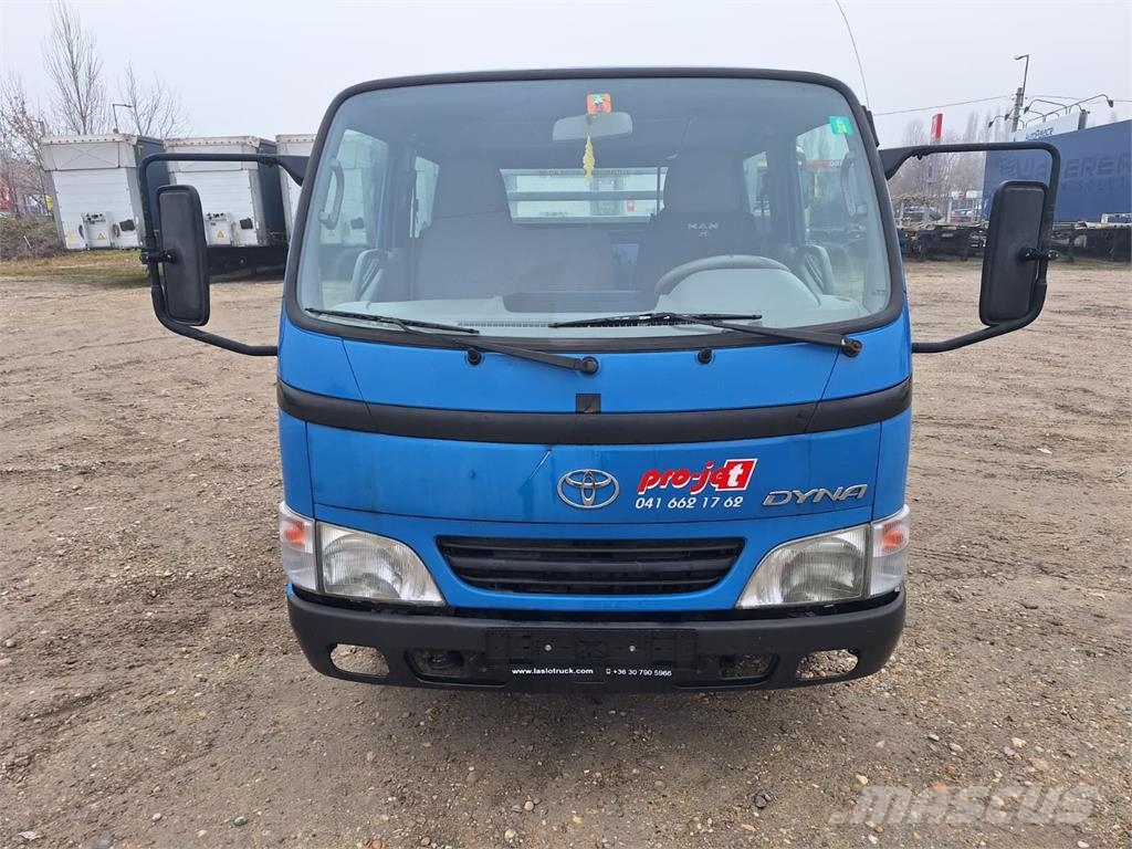 Toyota Dyna 150 3,0 D - Doka 3 sided Tipper Pašizgāzējs