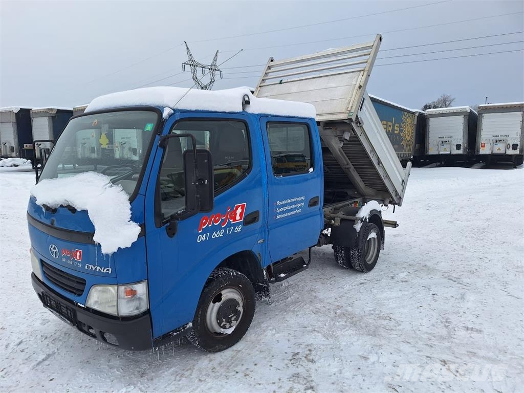 Toyota Dyna 150 3,0 D - Doka 3 sided Tipper Pašizgāzējs