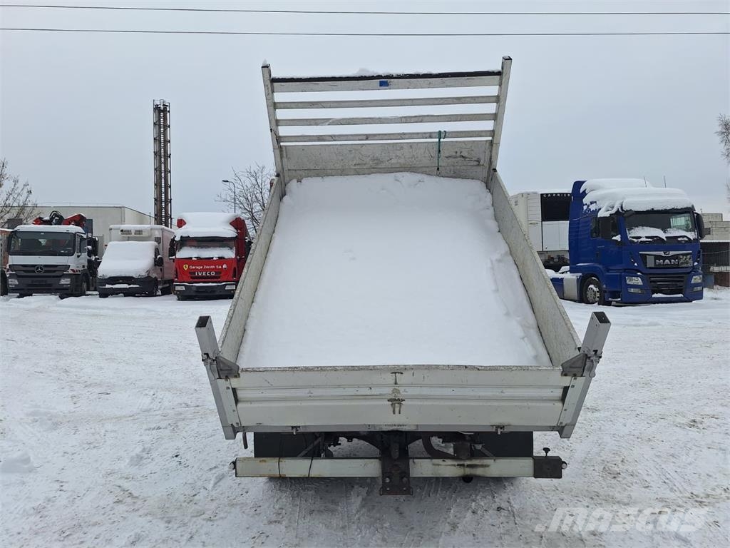 Toyota Dyna 150 3,0 D - Doka 3 sided Tipper Pašizgāzējs