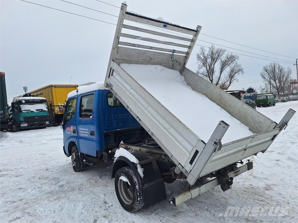 Toyota Dyna 150 3,0 D - Doka 3 sided Tipper Pašizgāzējs