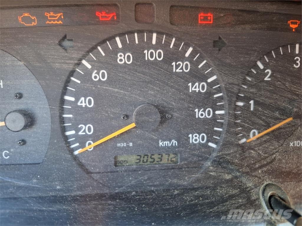 Toyota Hiace 150 2,5 D 4x4 - VAN Kita