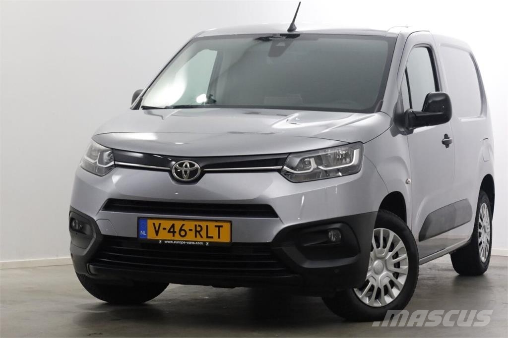 Toyota PROACE CITY 1.2 Turbo 110pk Comfort Benzine Airco/ Andre lastebiler