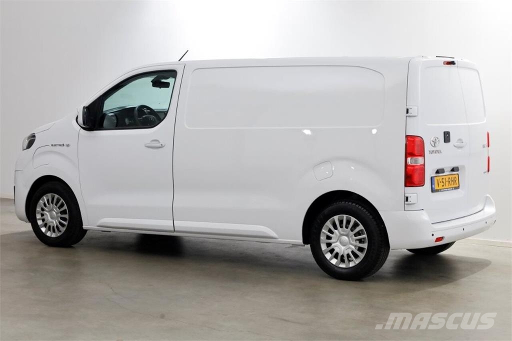 Toyota PROACE Electric Worker Comfort Extra Range 75 kWh Ostali kamioni