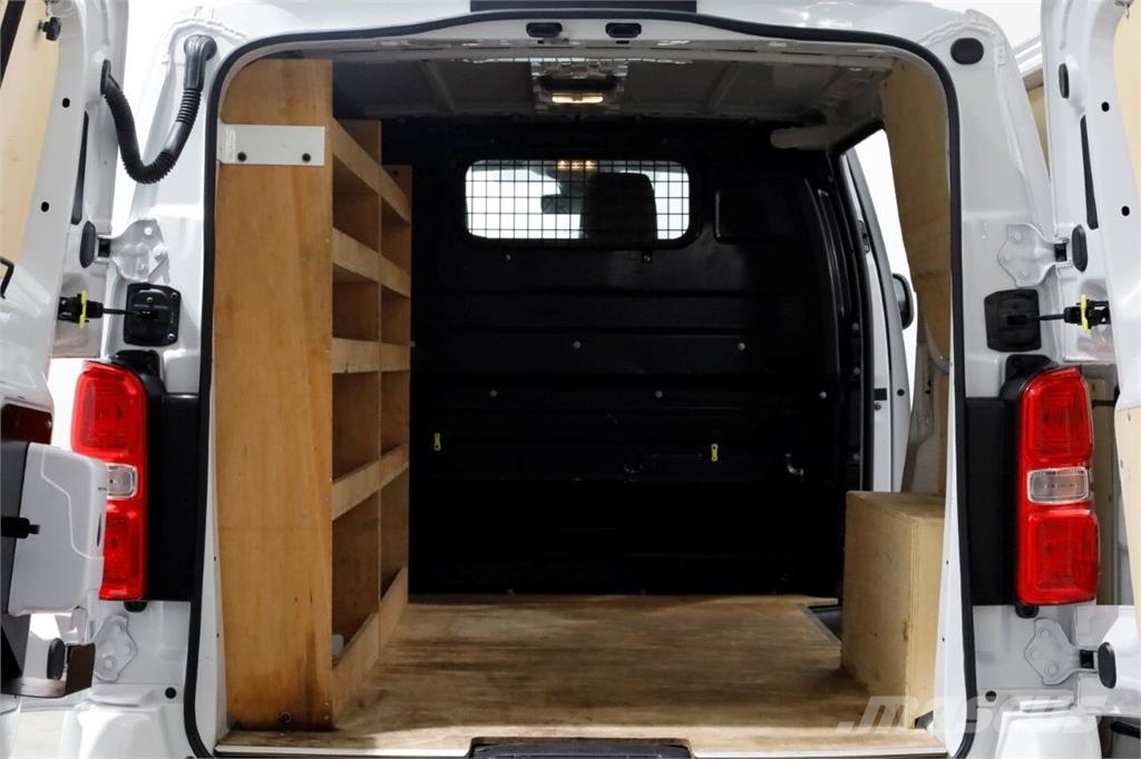 Toyota PROACE Electric Worker Comfort Extra Range 75 kWh Egyéb