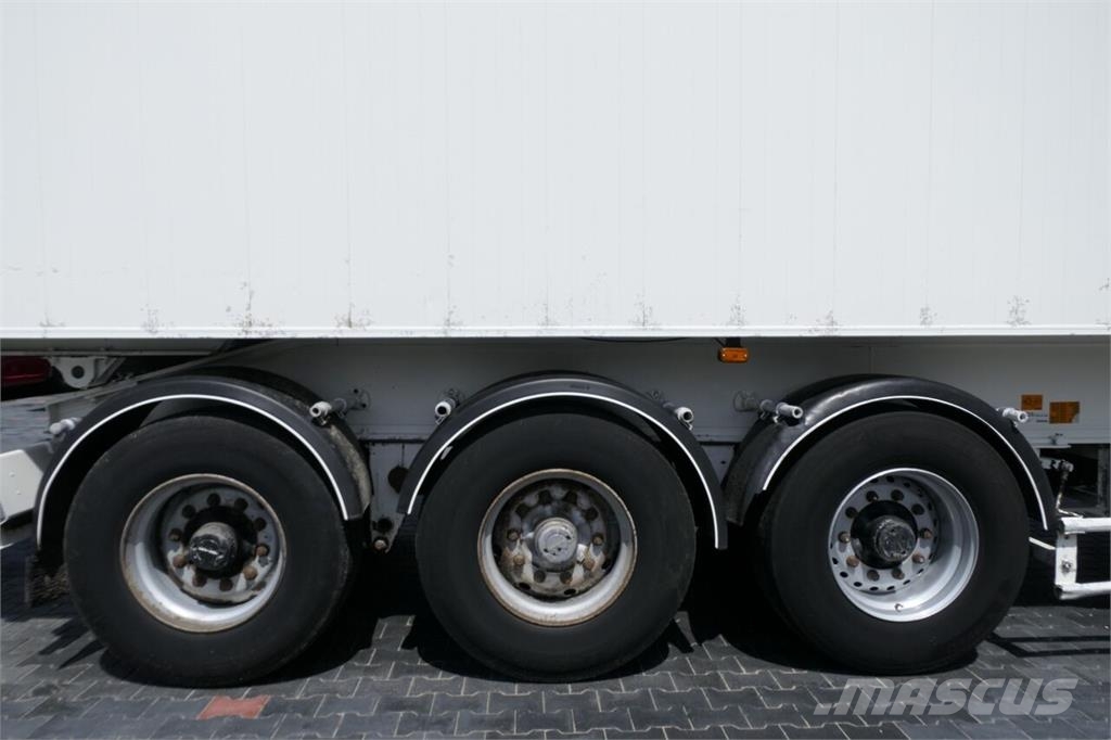 Trailor TIPPER - 63 M3 / WHOLE ALUMINIUM / Semirremolques de volteo